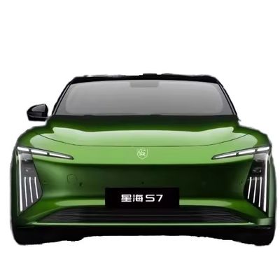 좋은 가격 동펜싱하이 S7 전기 세단 200-250PS 총마력 50kwh-70kwh 배터리 자동 변속기 리?? 배터리 온라인으로