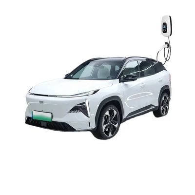 좋은 가격 2023 기일리 기오메트리 E 오토 싱위 L 보이우 하오 유 Sx11 Kx11 지아지 비뉴 EV 56km 순전력 범위 415 N.m 최대 토크 온라인으로