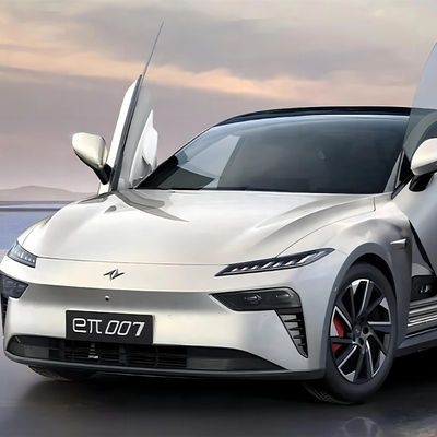좋은 가격 400KW 내구성 패셔널 동펜 이파이 007 에너지 해치백 스포츠카 휠베이스 2915mm 최대 속도 180 Km/h 온라인으로
