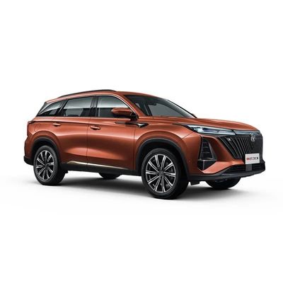 좋은 가격 금속 지붕 래크와 레이더 앞 4 후 2 차간 CS75 플러스 4WD 7단 듀얼 클러치 1.5T/2.0T 가솔린 SUV 성능 온라인으로