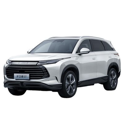 좋은 가격 2023 BYD 프리게이트 07 에너지 하이브리드 전기 자동차 PHEV 5 개의 문 5 좌석 SUV 고급 SUV 최대 속도 180km/h 타이어 사양 R19 온라인으로