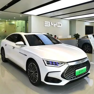 좋은 가격 2023 BYD 한 EV 제네시스 버전 세단 715km FWD 플래그십 전기 자동차 중형 및 대형 차량 중국산 온라인으로