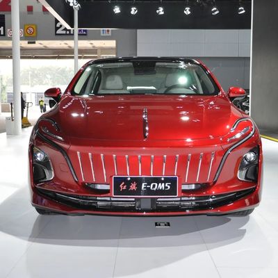 좋은 가격 E-QM5 431km Joy Edition 전기차 FWD 190HP 54kWh 배터리와 30분 충전으로 순수 전기 운전을 경험하십시오. 온라인으로