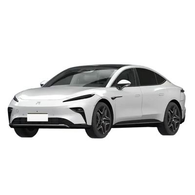 좋은 가격 Rising AUTO F7 지속가능한 운송을 위한 3차 리?? 배터리와 450Nm 모터 토크의 완벽한 조합 온라인으로