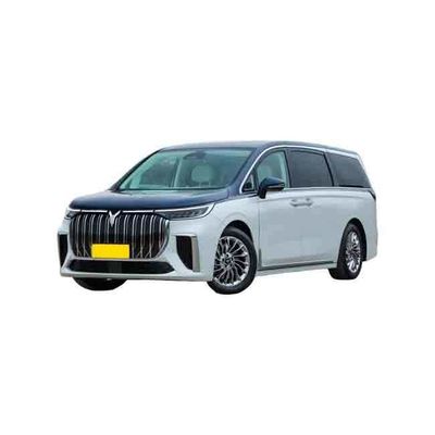 좋은 가격 2024 VOYAH 왼손 4륜 전기 EV 자동차 VOYAH 무료 드리머 에너지 차량 길이 너비 높이 mm 5315x1985x1820 온라인으로